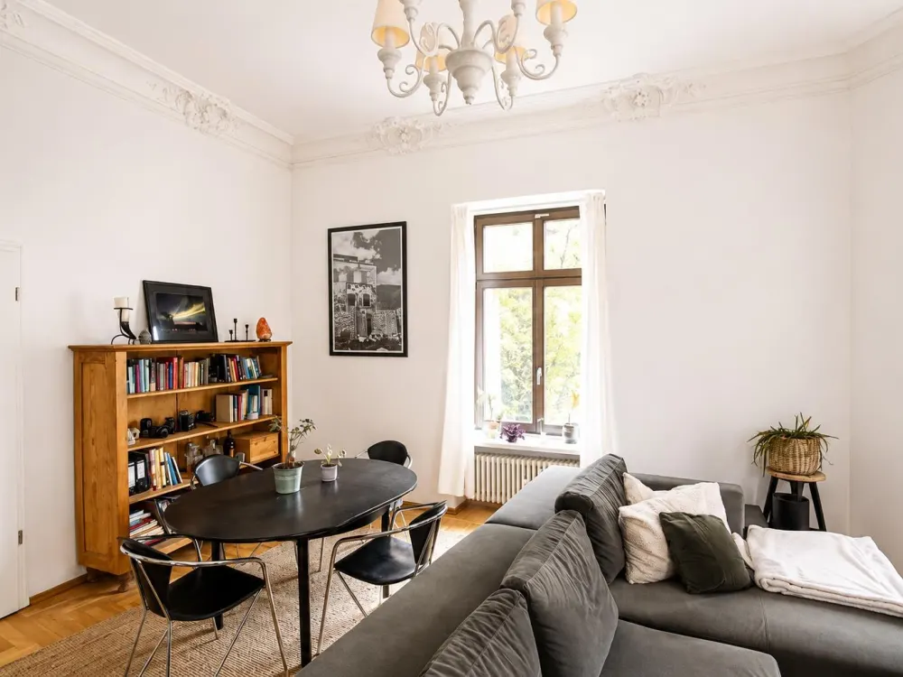Noch verfügbar: 2 Zimmer Altbau in LPZ Zentrum Ost ab 1.10.