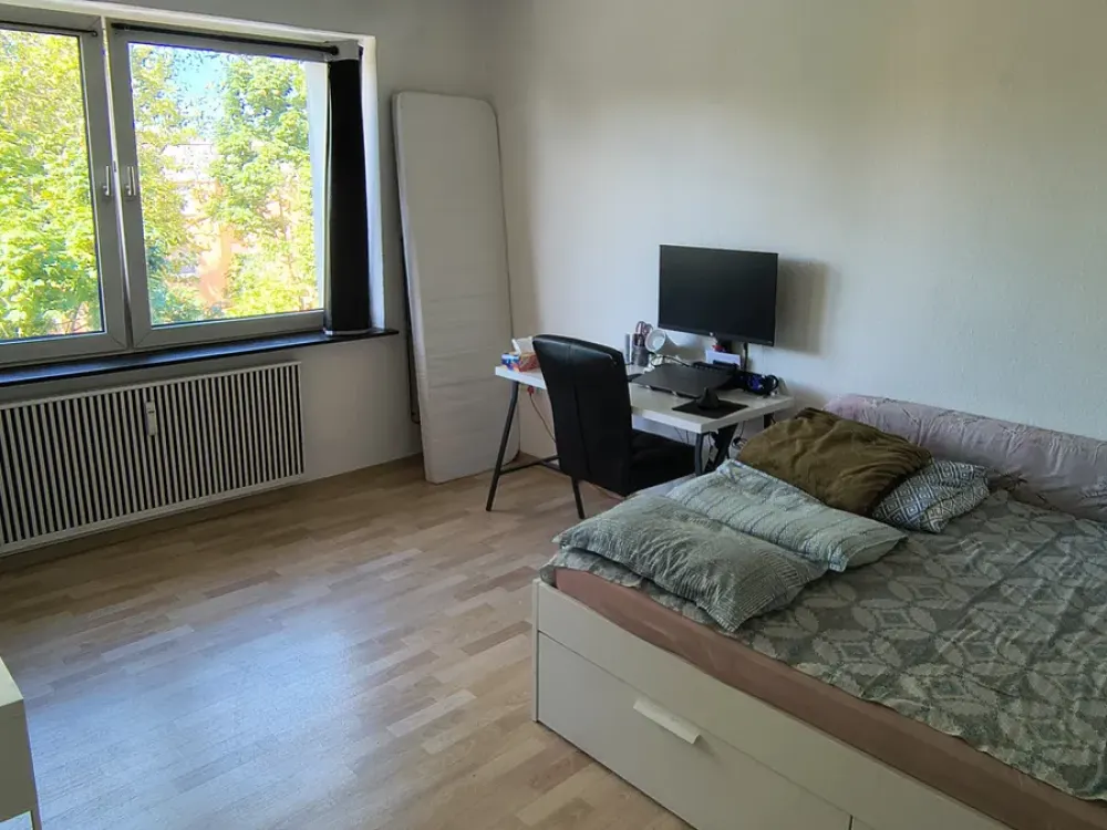 1 Möbliertes Zimmer in 2-Zimmer-Wohnung, ab 1st Okt zu vermieten