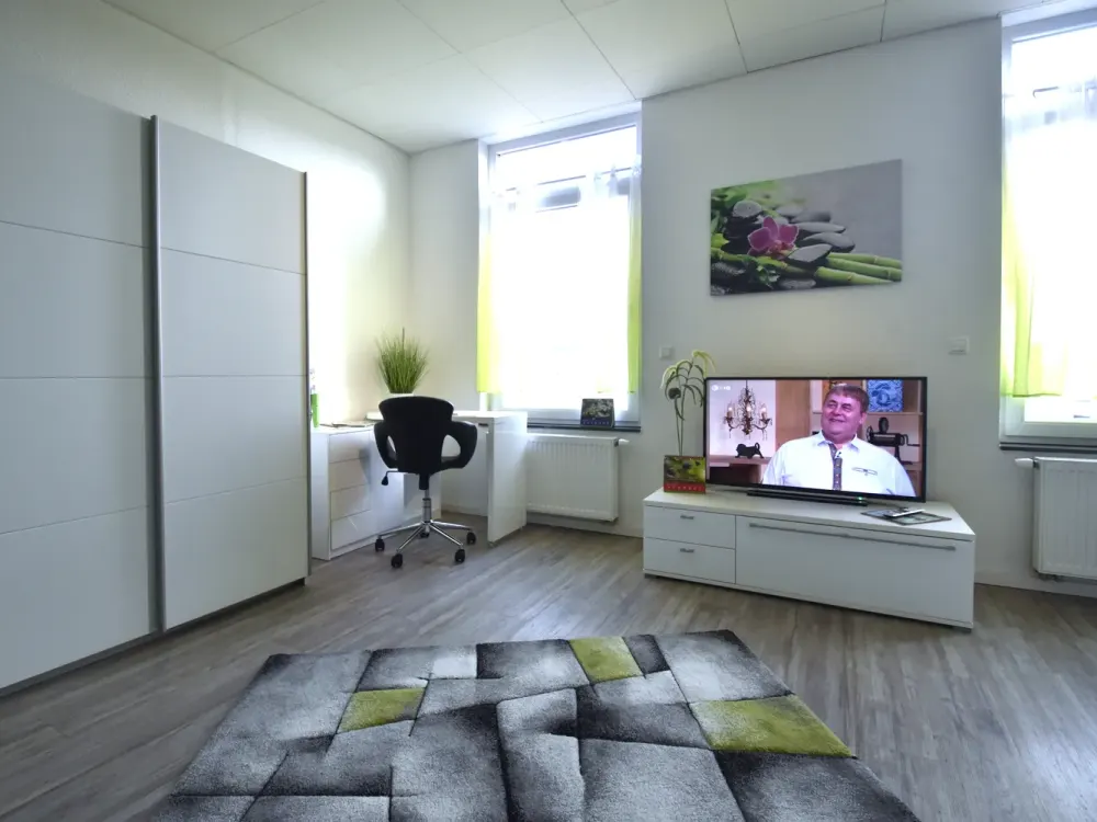 1-Zimmer-Apartment, komfortabel möbliert & ausgestattet, zentral in Raunheim