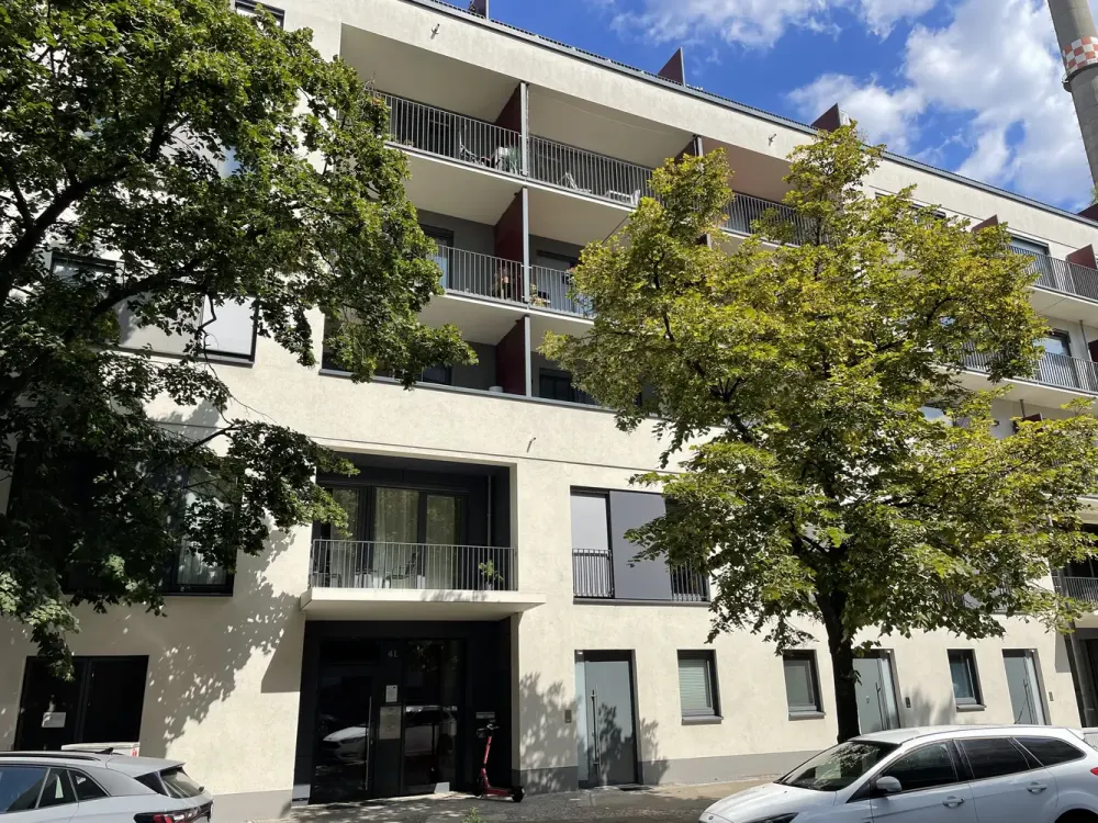 Moderne 2-Zimmerwohnung mit Balkon und EBK nahe Bundeswehrkrankenhaus
