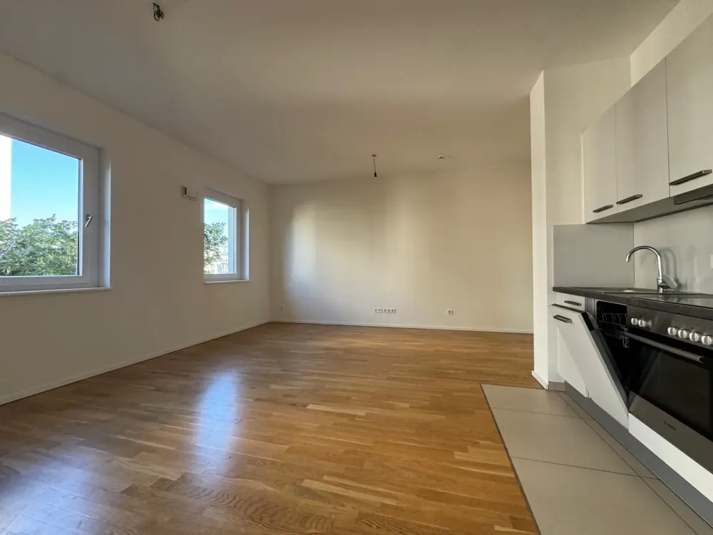 Moderne 2-Zimmerwohnung mit Balkon und EBK nahe Bundeswehrkrankenhaus