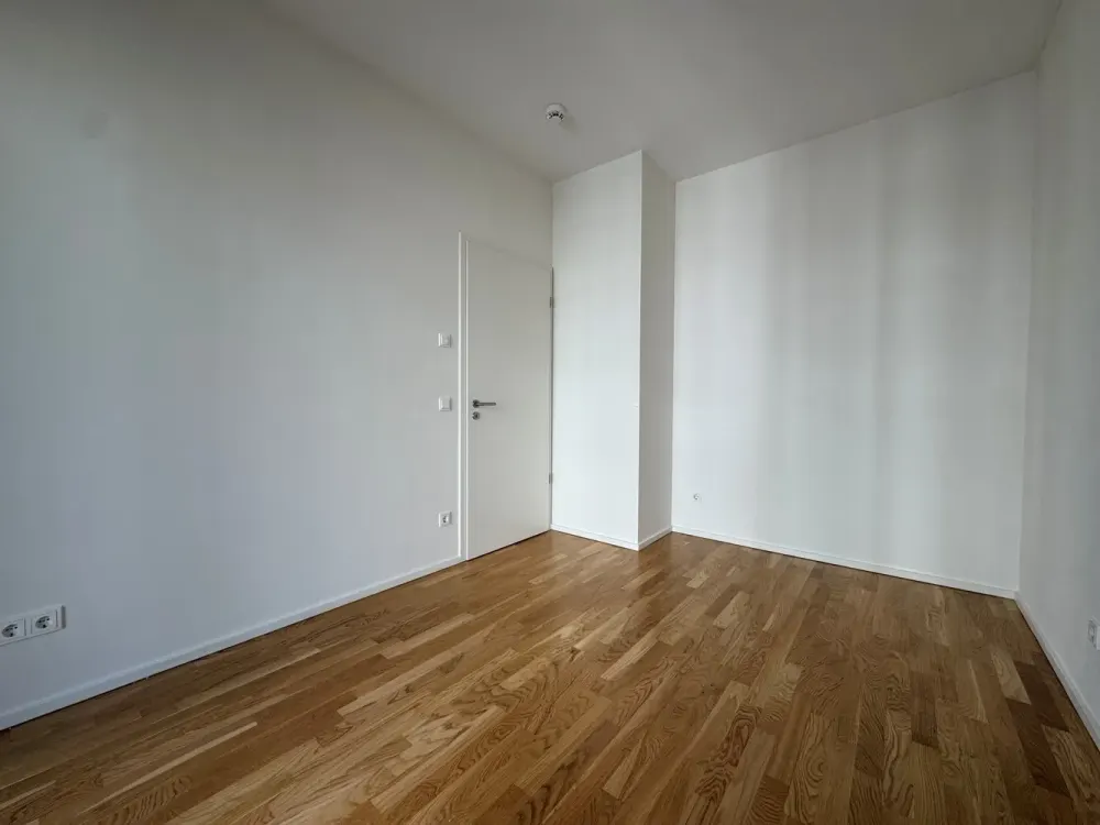 Moderne 2-Zimmerwohnung mit Balkon und EBK nahe Bundeswehrkrankenhaus