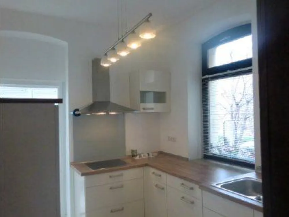 Schöne 3-Zimmer Altbauwohnung mit 96 qm in S-Süd ab September