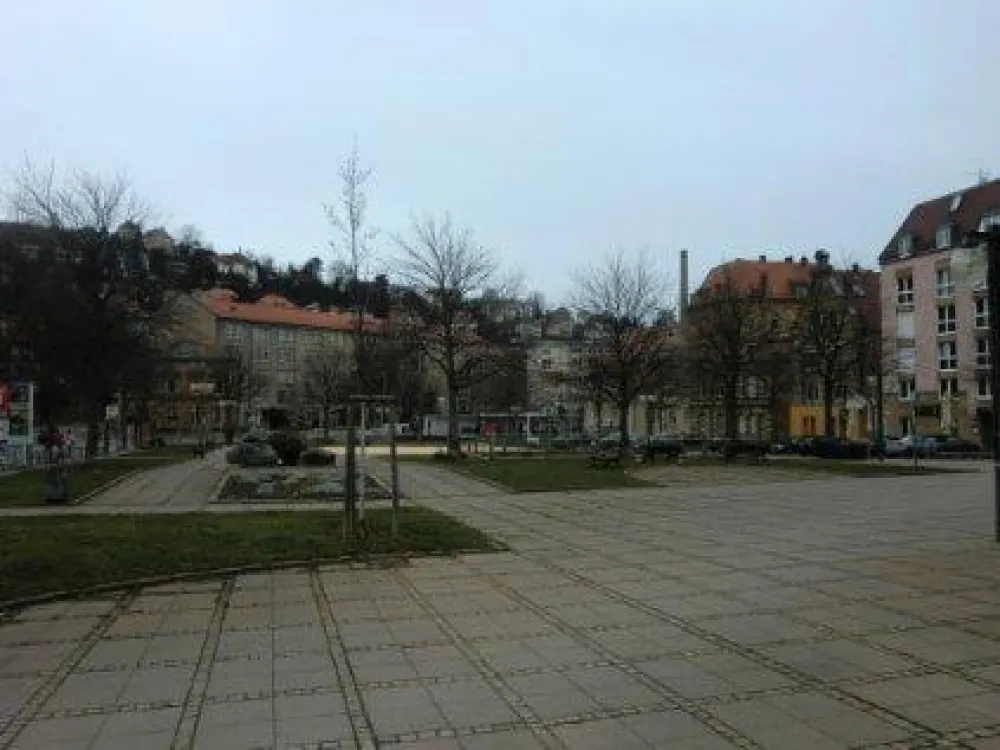 Schöne 3-Zimmer Altbauwohnung mit 96 qm in S-Süd ab September