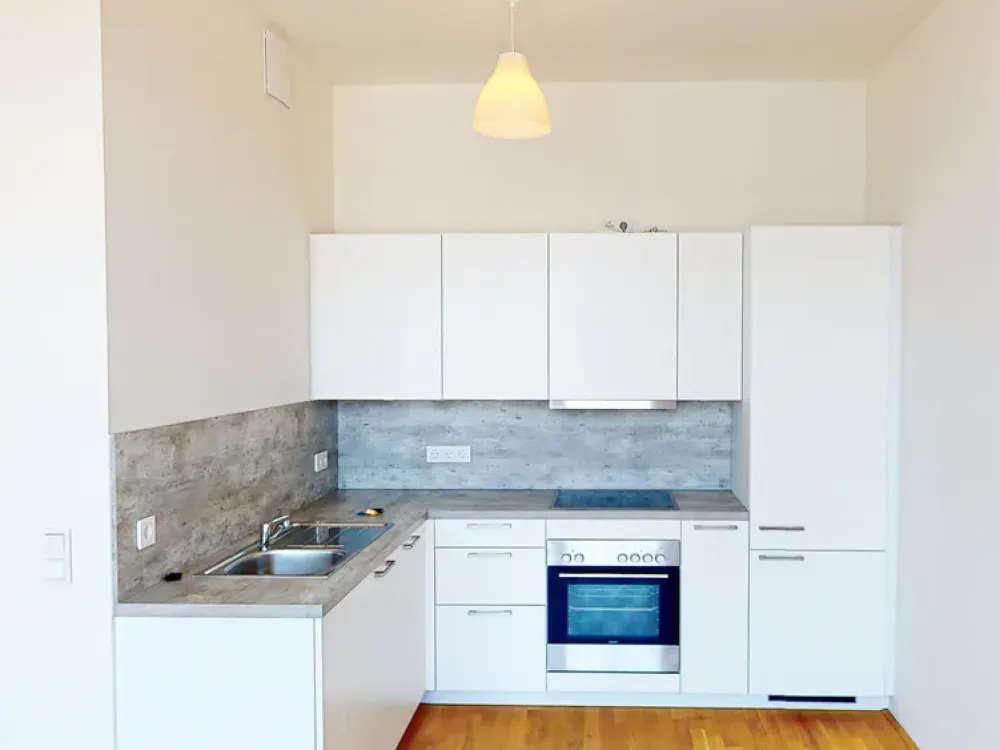 Überseestadt: Kompakte 2-Zimmer-Wohnung mit Weserblick