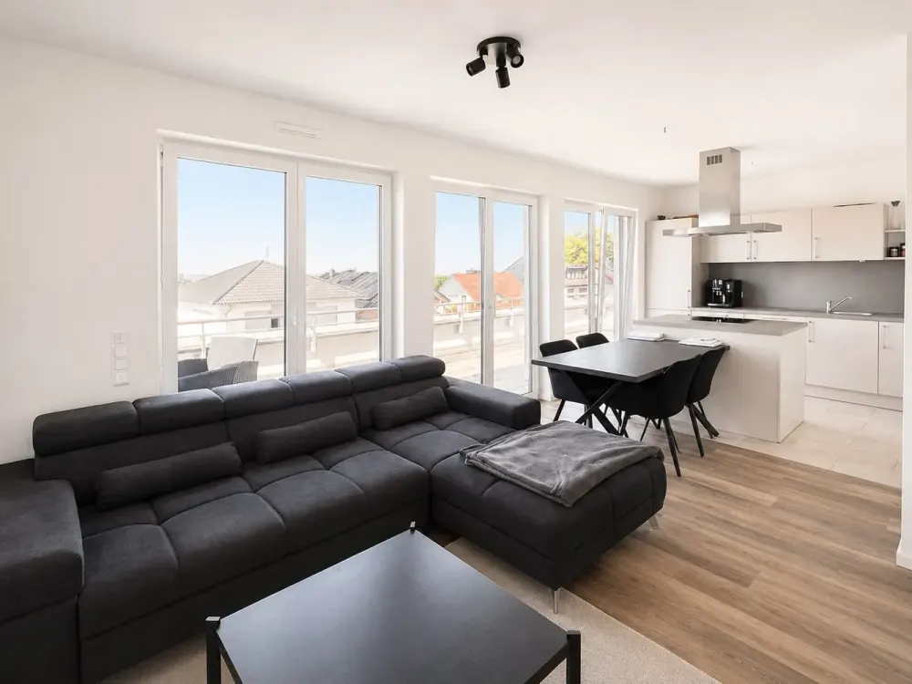 HELLE 2-ZIMMER-WOHNUNG mit traumhafter Dachterrasse im Dortmunder Lichtendorf