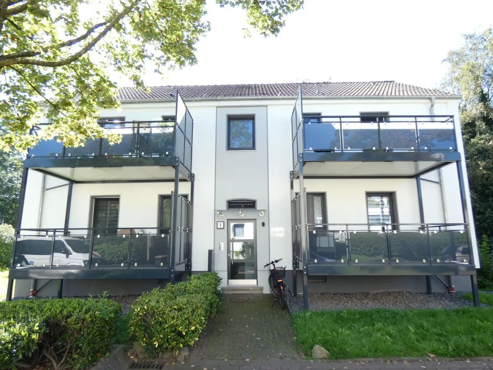 Wunderbare 2-Zimmer-Wohnung mit Balkon in Hachhausen