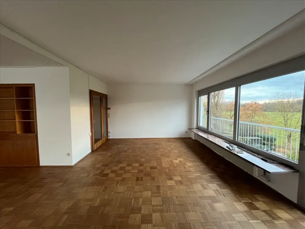 Well-maintained 2-room apartment | wonderful balcony overlooking the meadow!