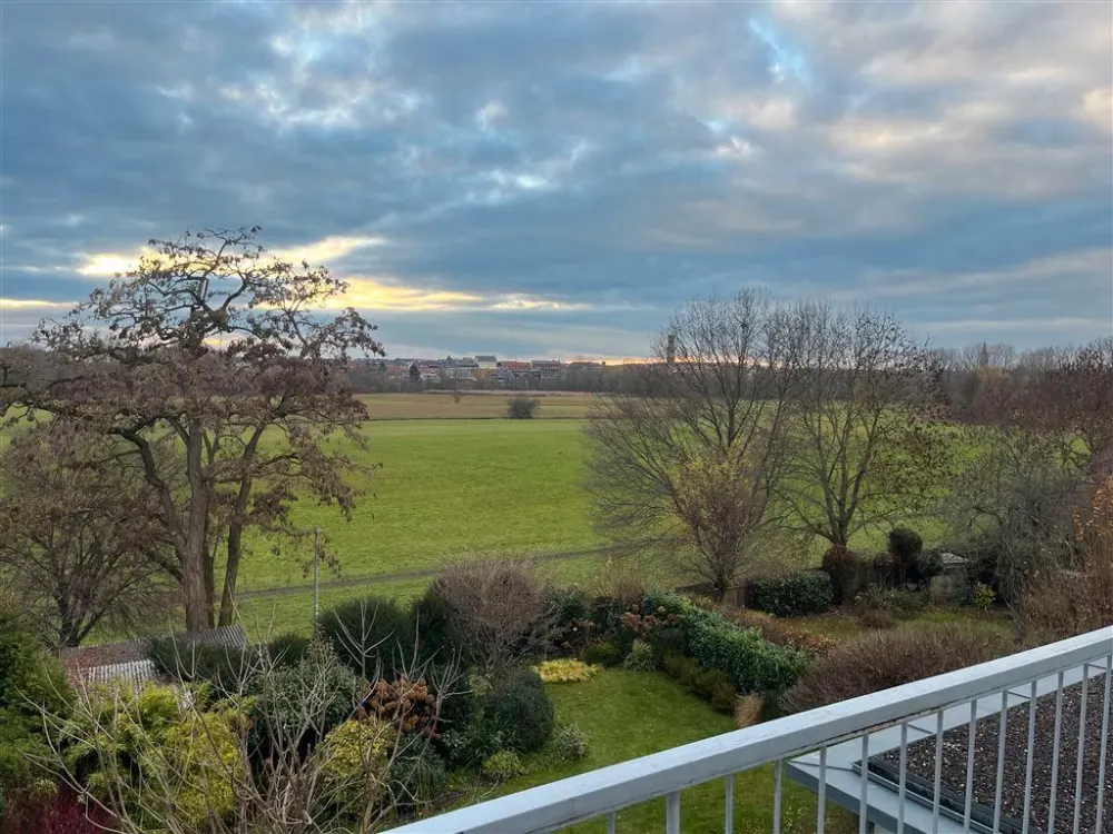 Well-maintained 2-room apartment | wonderful balcony overlooking the meadow!