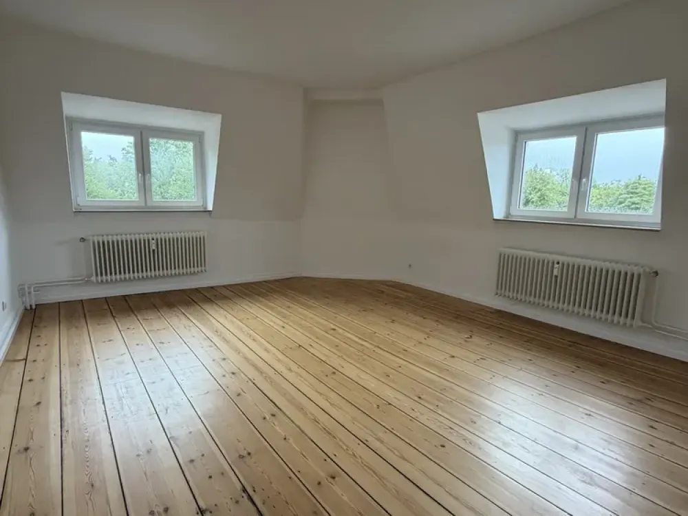 WG geeignet/ 6 Zimmer in Bahrenfeld