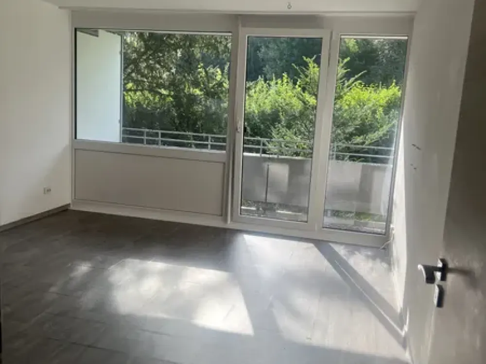 Schicke 2 Zimmerwohnung (für Job-Center Empfänger) geeignet