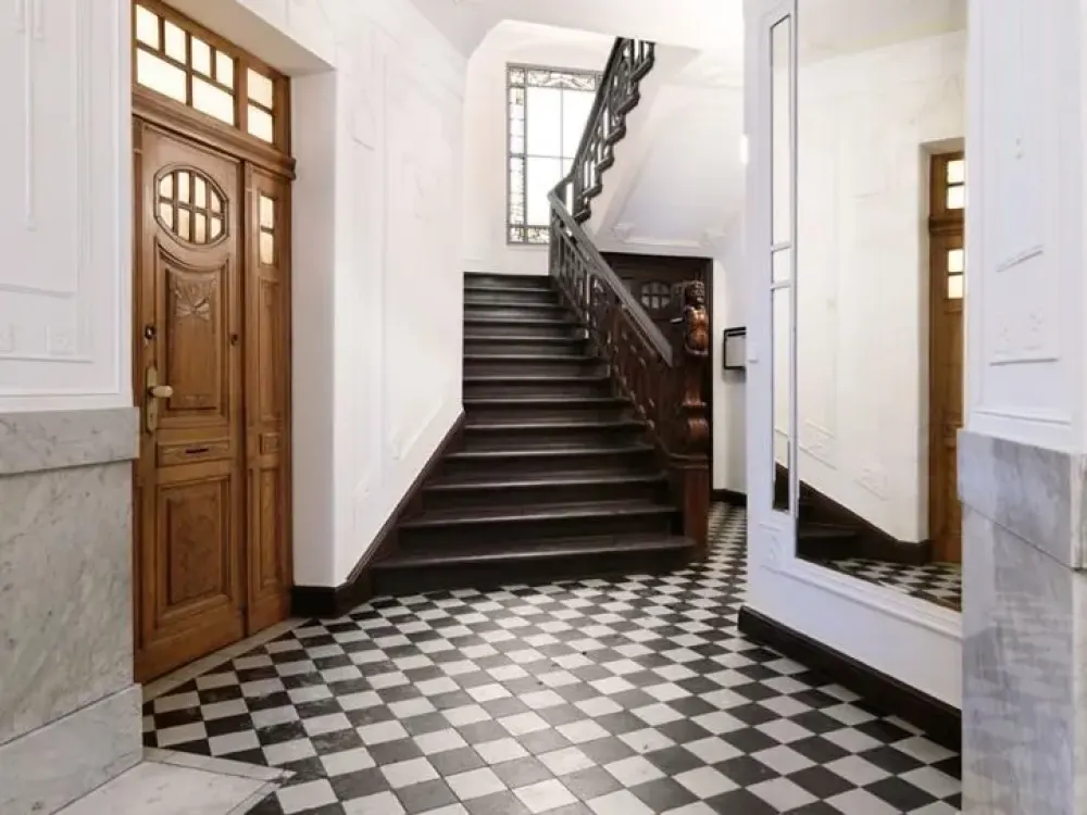 Exklusives Wohnen in Gründerzeit-Altbau am Kurfürstendamm