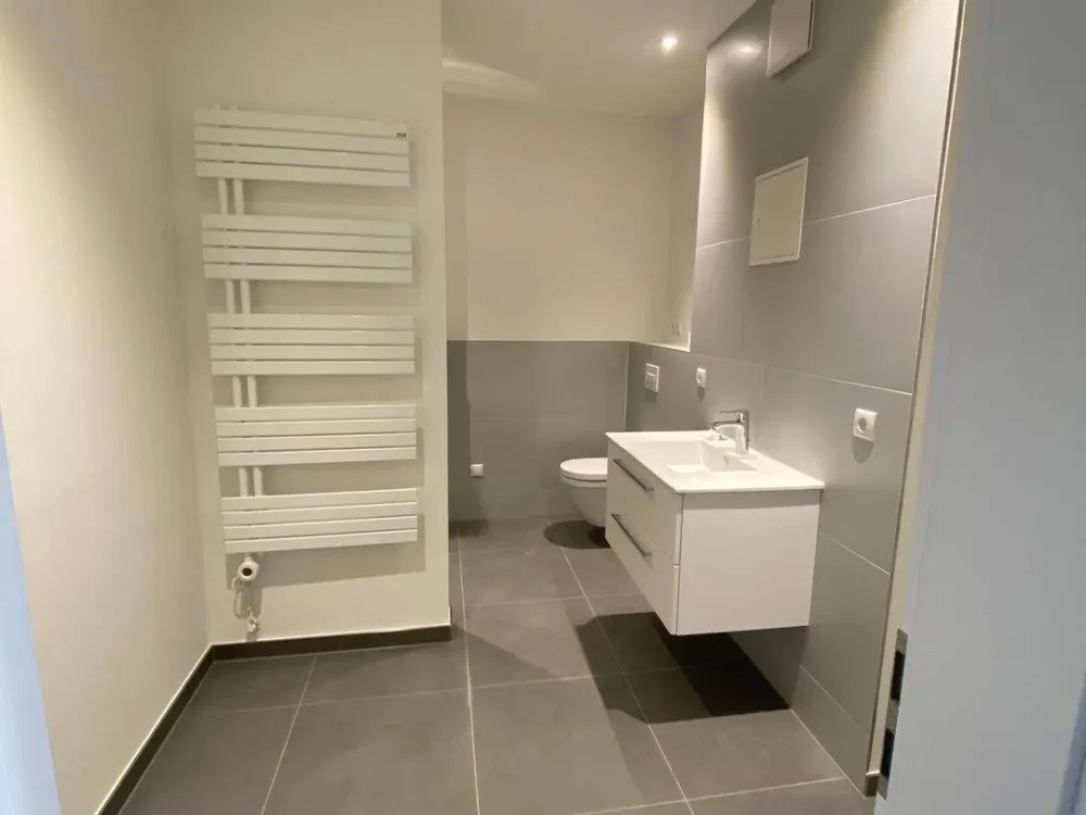 Erstbezug nach Neubau| Moderne 2-Raum-Wohnung mit Wohnküche & neuer Einbauküche