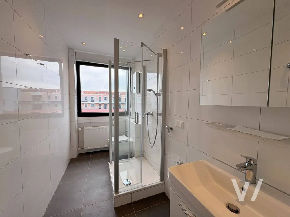 First occupancy after renovation! Bright 2-room apartment in the center of Saarbrücken