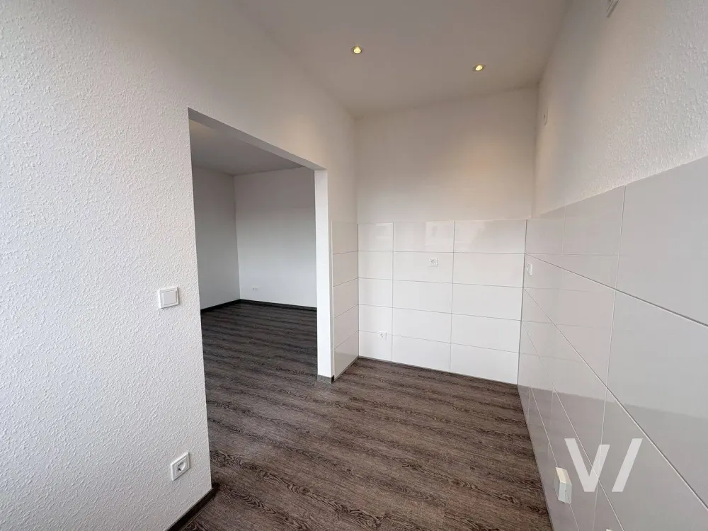 First occupancy after renovation! Bright 2-room apartment in the center of Saarbrücken
