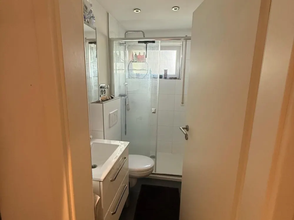 Möblierte 43 m² Wohnung + Balkon | Stuttgart-Süd | 1.090 € ALL-IN