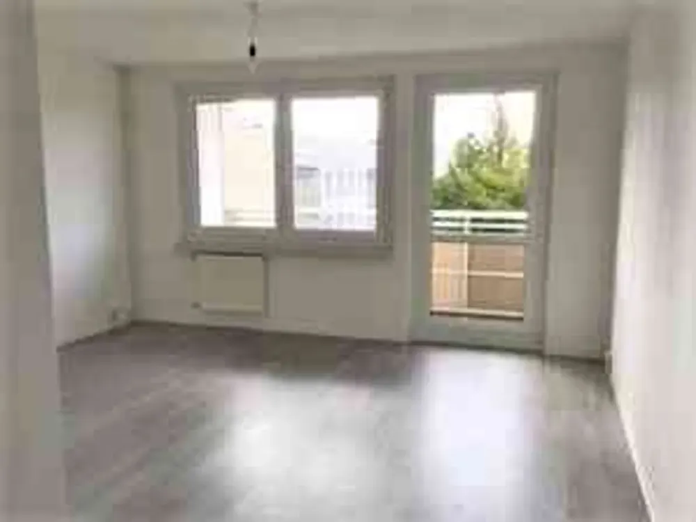 3-Zimmer-Wohnung mit Balkon in Johannstadt