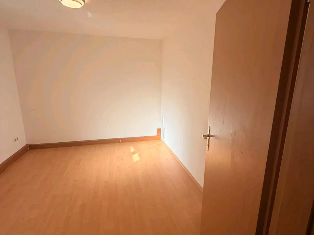 2-Zimmer-Einliegerwohnung in Hirschlanden, ab sofort verfügbar