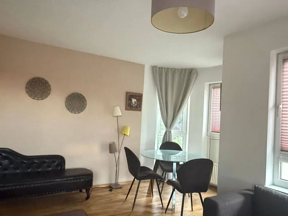Super ruhiges, gepflegtes 1-Raum-Apartment, möbliert