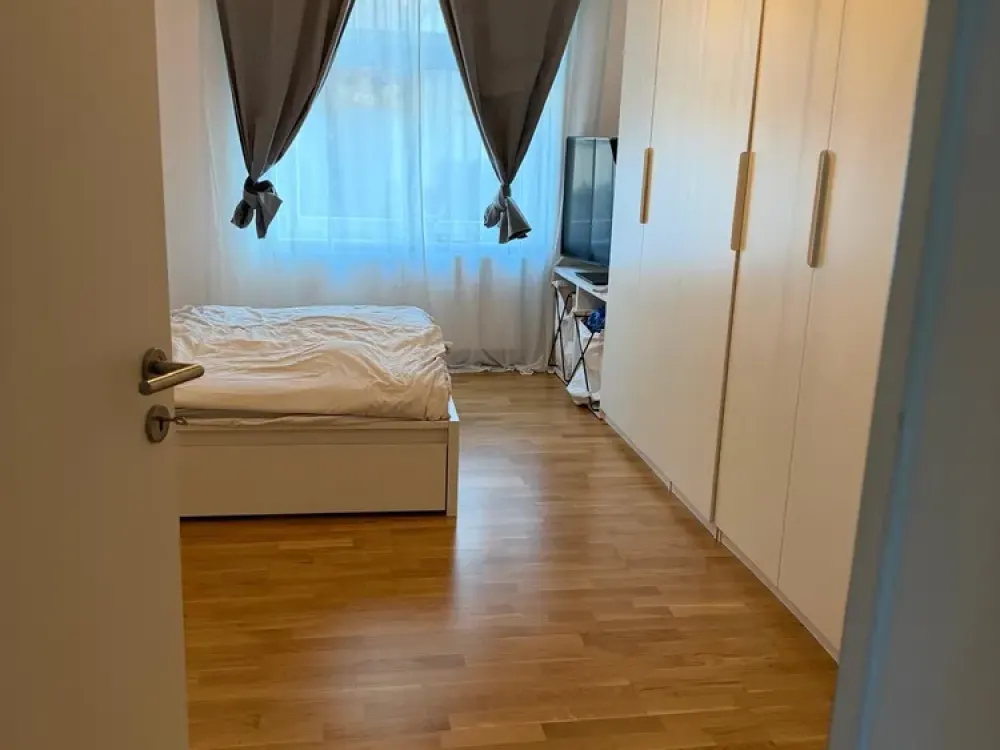 Helle 3-Zimmer Wohnung mit Balkon Terassenzugang in Stuttgart-Süd