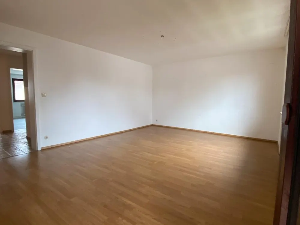 3-Zimmer Wohnung mit Balkon in Ditzingen-Hirschlanden zu vermiete