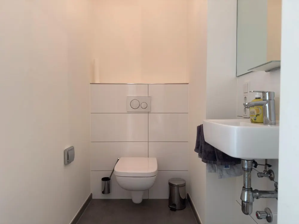 moderne 2-Zimmer-Maisonette-Wohnung mit Loggia in HH-Hammerbrook