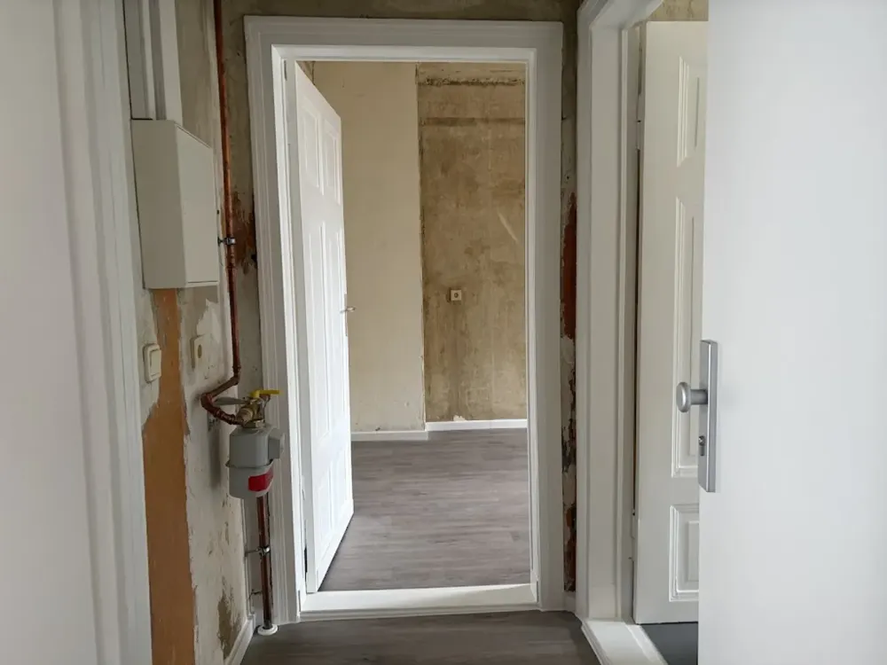Wohnung im Prenzlauer Kiez zum selber Gestalten ab sofort!