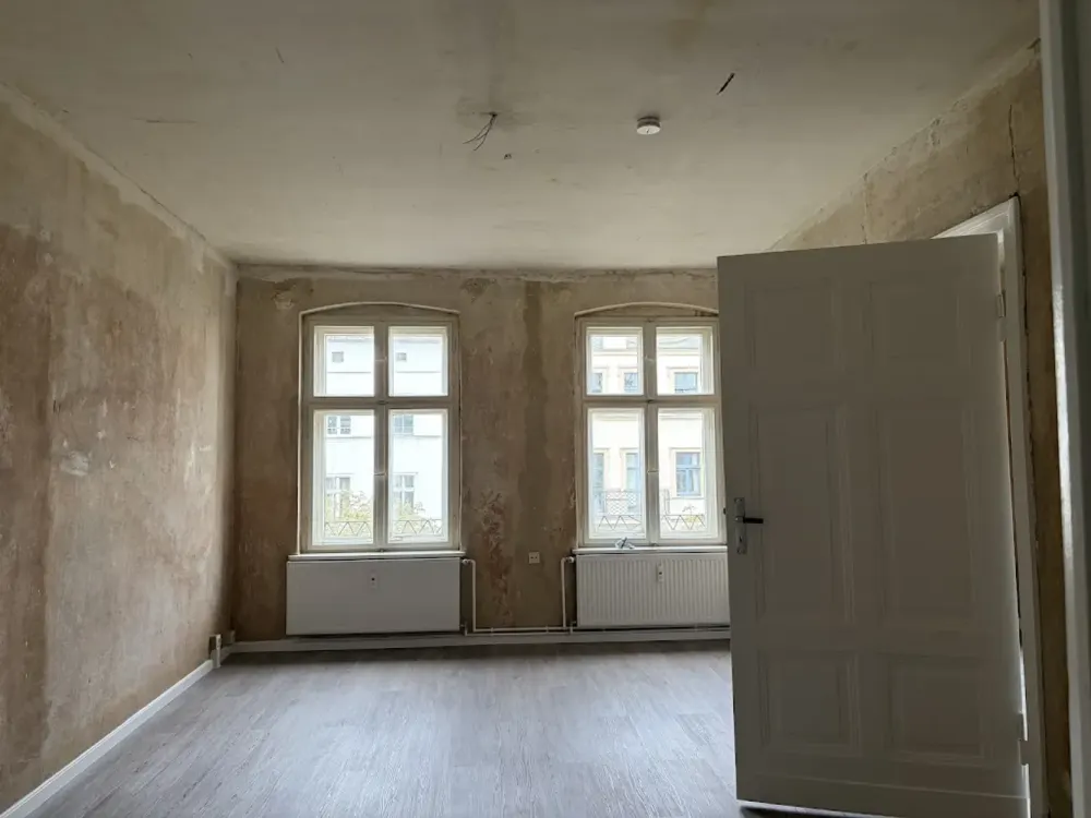 Wohnung im Prenzlauer Kiez zum selber Gestalten ab sofort!
