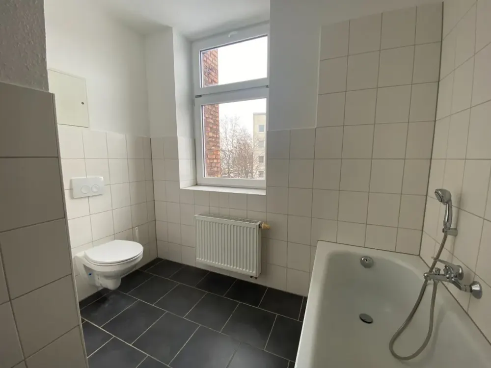 Central, Cozy and Modern: Your New Two-Room Apartment in Erfurt.