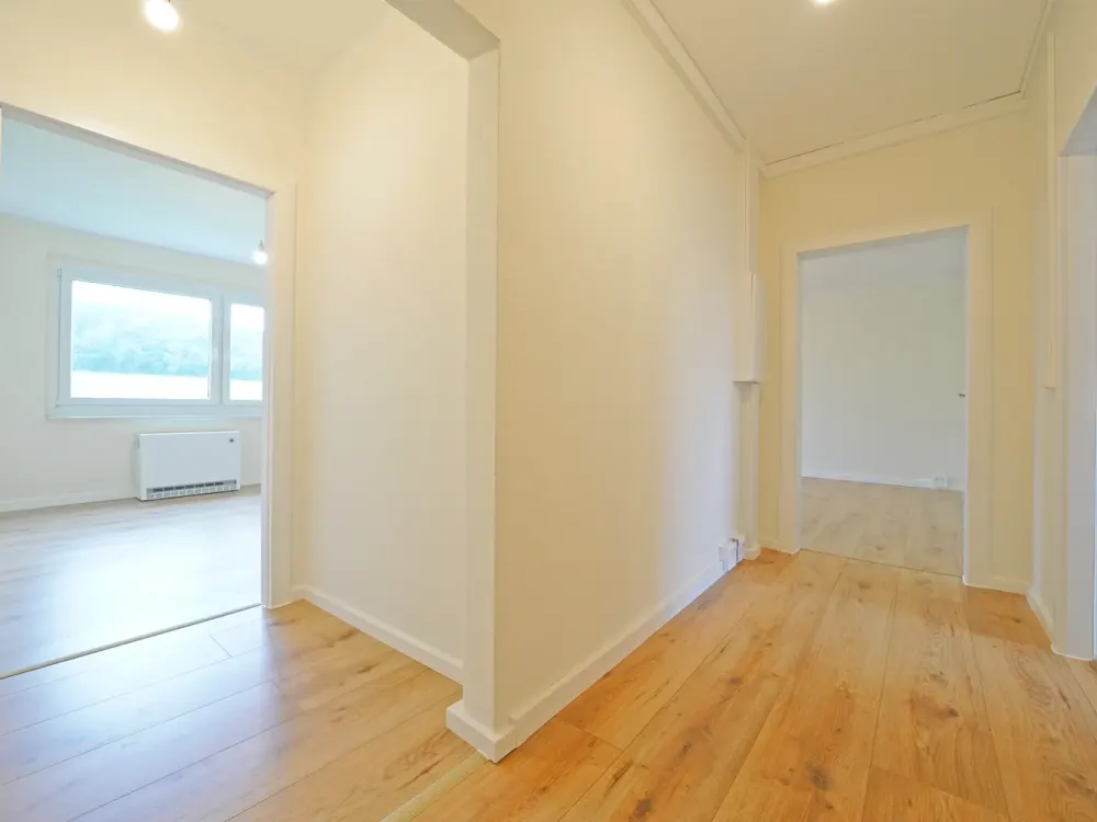 Attraktive 4-Raumwohnung mit Loggia * HP * EBK * Bad mit Wanne & Fenster * PKW-SP * ruhig * TOP *