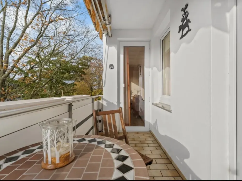 Living with Character: 3-Room Apartment in Bremen