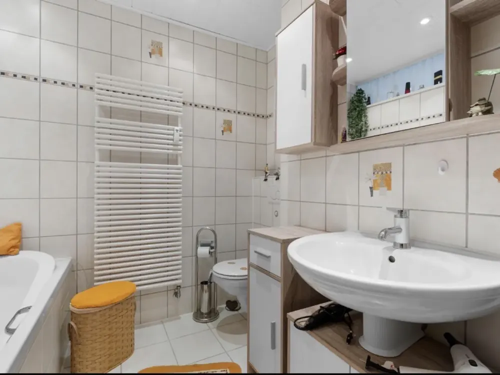 Living with Character: 3-Room Apartment in Bremen