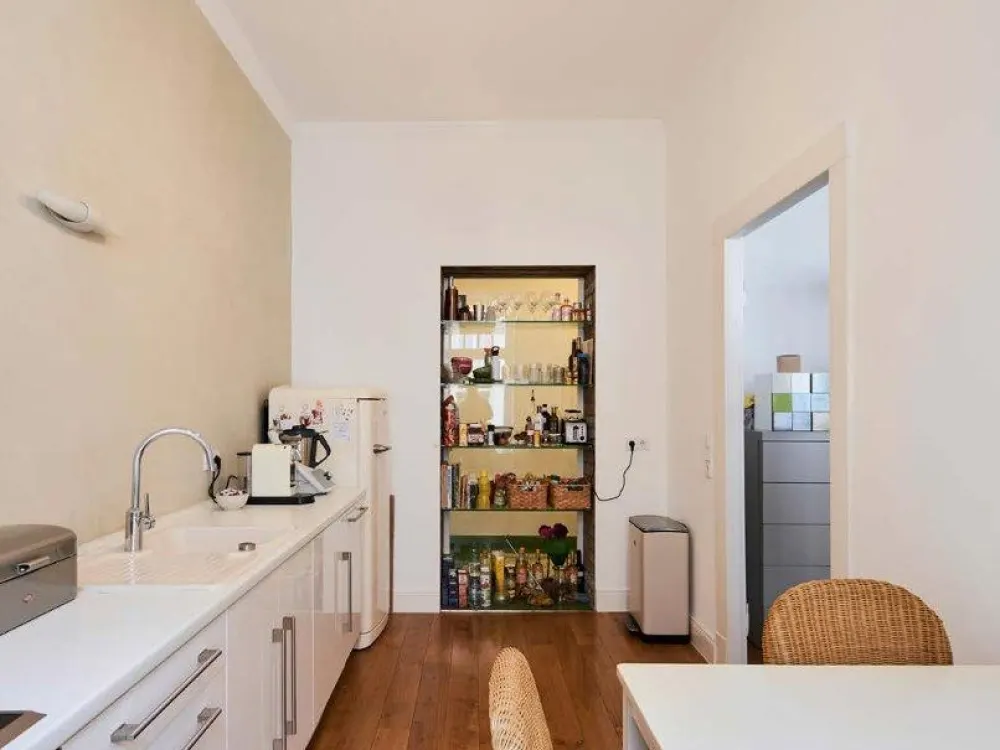 Traumhafte 2-Zimmer-Altbauwohnung im Agnesviertel