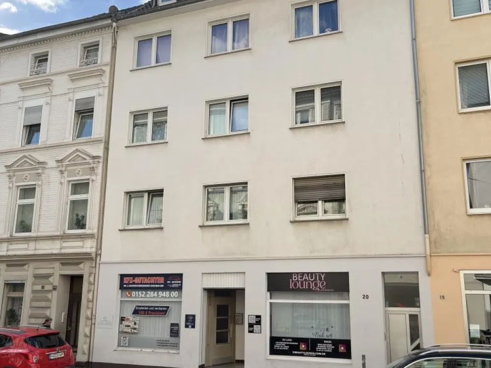*** Großzügig geschnittenes 3-Zimmer-Dachgeschoß-Apartment - hell und freundlich ***