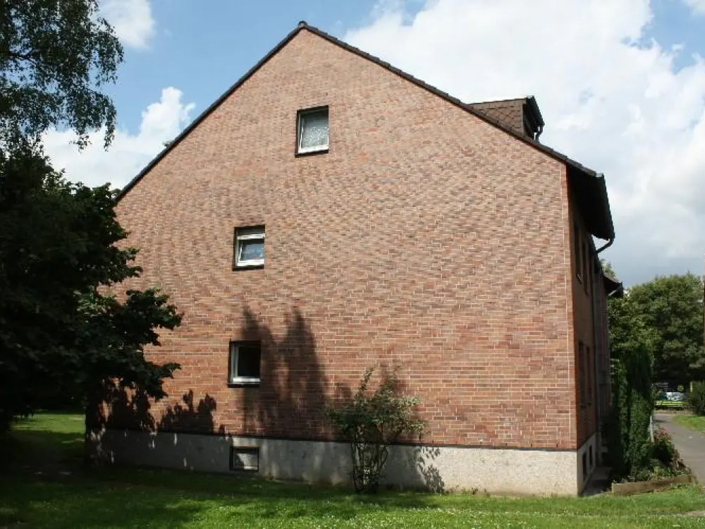Bei VIVAWEST die Sonnenstrahlen auf dem eigenen Balkon genießen.