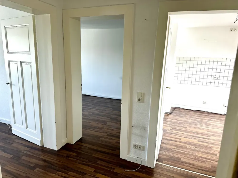 Zentrale, ruhige 2-Zi.-DG-Wohnung im Kolonie-Viertel (Wiesdorf)