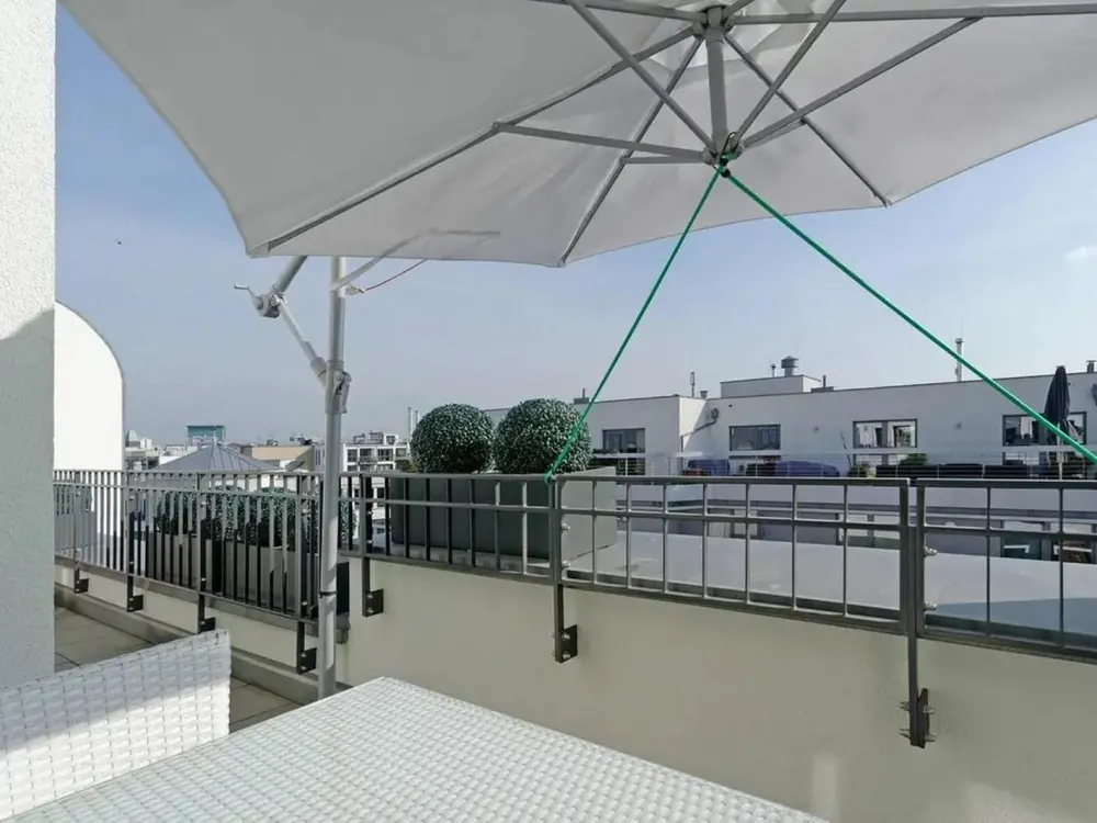 *TOP LAGE* : Wunderschönes 4-Zimmer-Penthouse mit Terrasse in Berlin