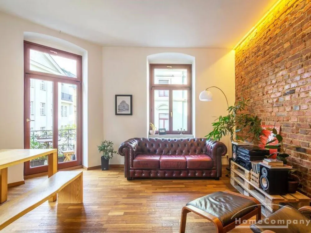 26486 HomeCompany Dresden Möbliert/Furnished 3-Zimmer Apartment mit Balkon in Dresden-Neustadt max. 2 Personen