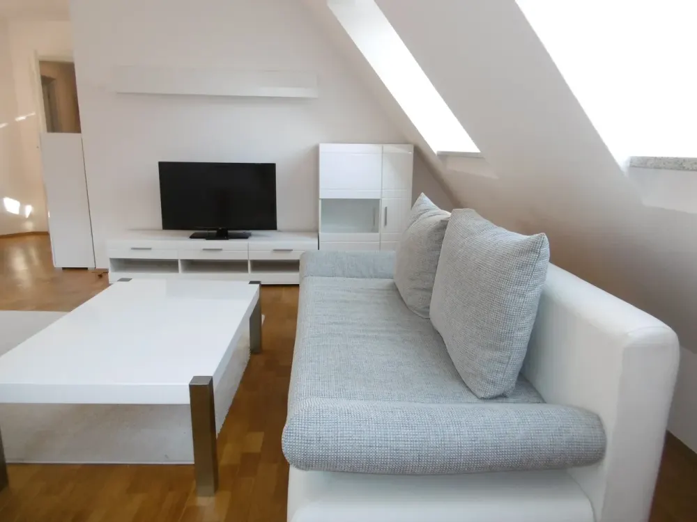Sonnige und ruhige 3-Zimmer-Wohnung in der Innenstadt von Stuttgart-Bad Cannstatt