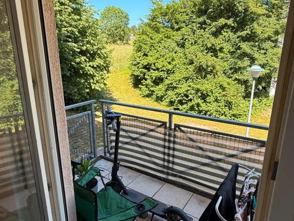 2 Zimmer Wohnung in Leonberg mit Balkon Aufzug und Tiefgarage
