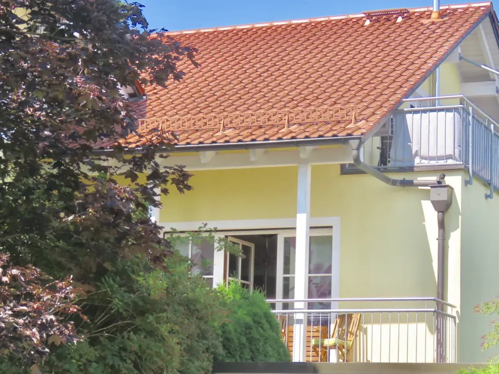 Beautiful 3-Room Apartment with South-Facing Balcony in Trudering, Munich