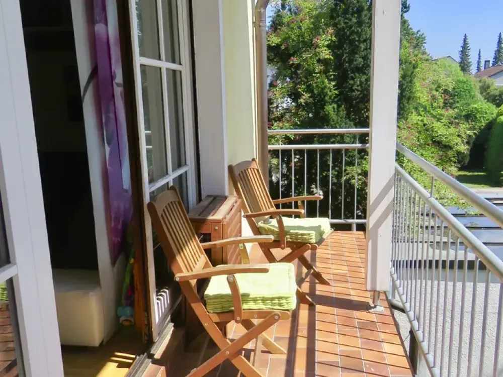 Beautiful 3-Room Apartment with South-Facing Balcony in Trudering, Munich