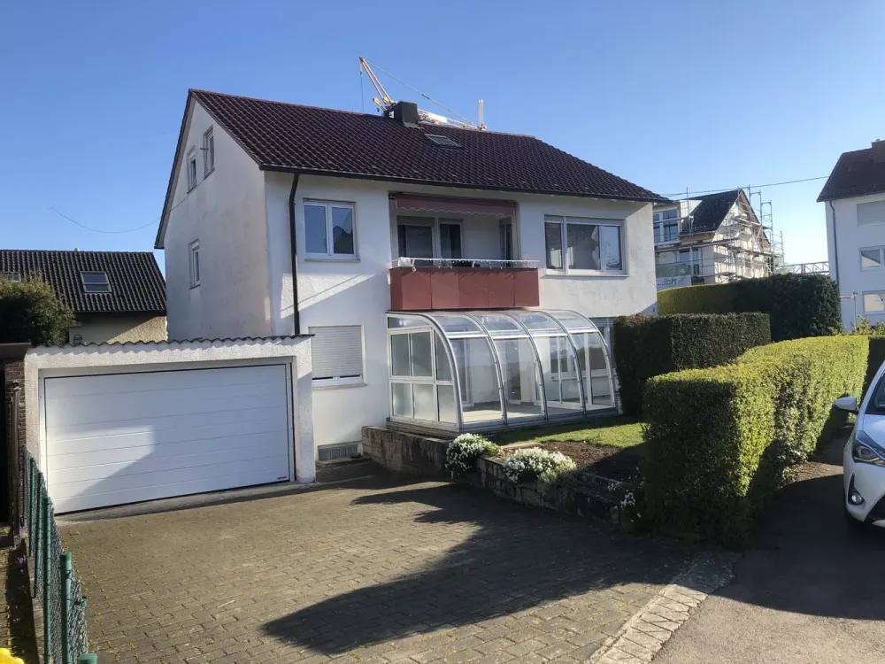 Stilvolle 4-Zimmer-Wohnung in Waiblingen-Neustadt - Wintergarten - Garage - Garten - Keller