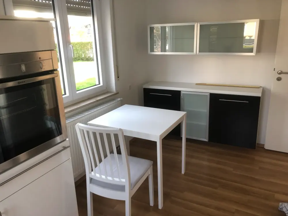 Stilvolle 4-Zimmer-Wohnung in Waiblingen-Neustadt - Wintergarten - Garage - Garten - Keller