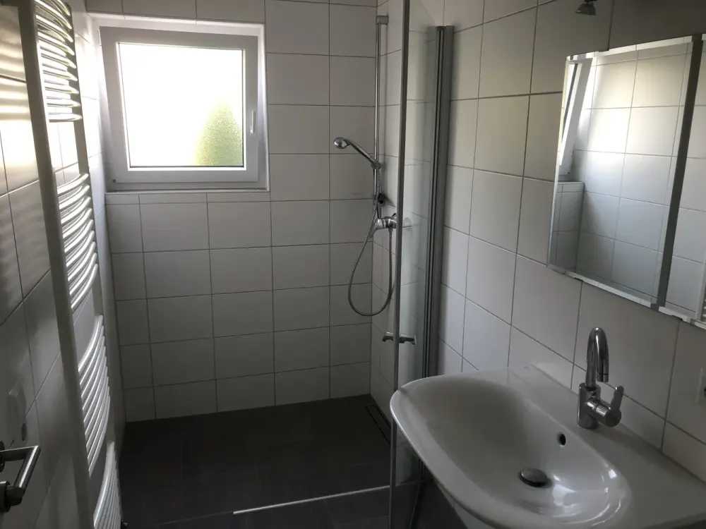Stilvolle 4-Zimmer-Wohnung in Waiblingen-Neustadt - Wintergarten - Garage - Garten - Keller
