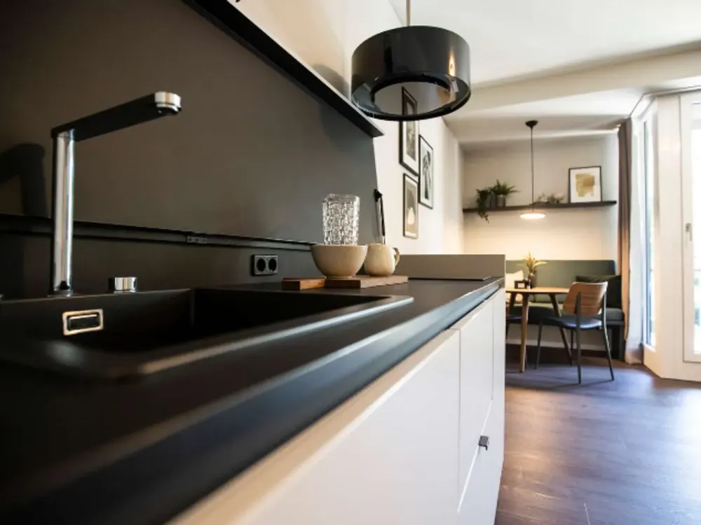 #behomie: Möbliertes Wohnen im Medienhafen mit All Inclusive Miete #athome