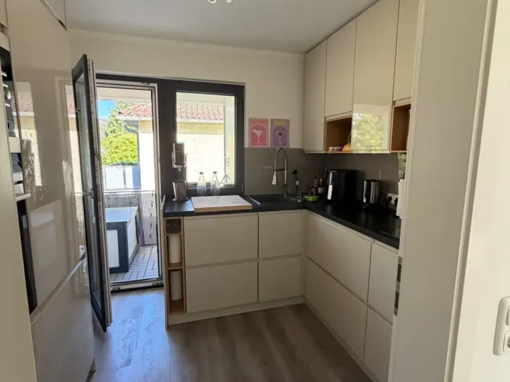 3 Zimmer Wohnung in der Kaiser-Friedrich-Promenade