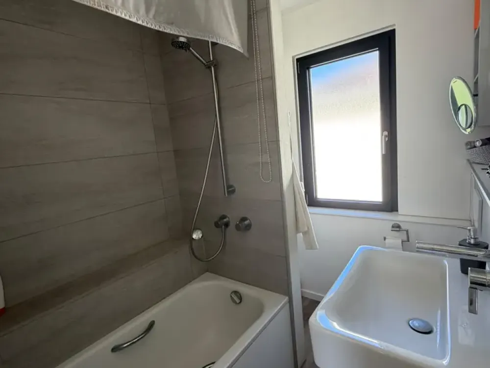 3 Zimmer Wohnung in der Kaiser-Friedrich-Promenade