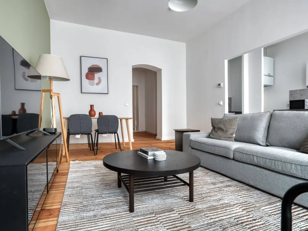 Hochwertig ausgestattete 1 Zimmer Wohnung in toller Lage neben der Spree.