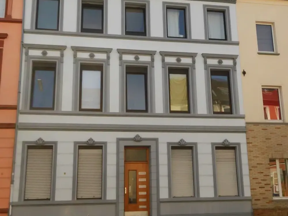 Helle zentrumsnahe 2-Zimmerwohnung im 1.OG